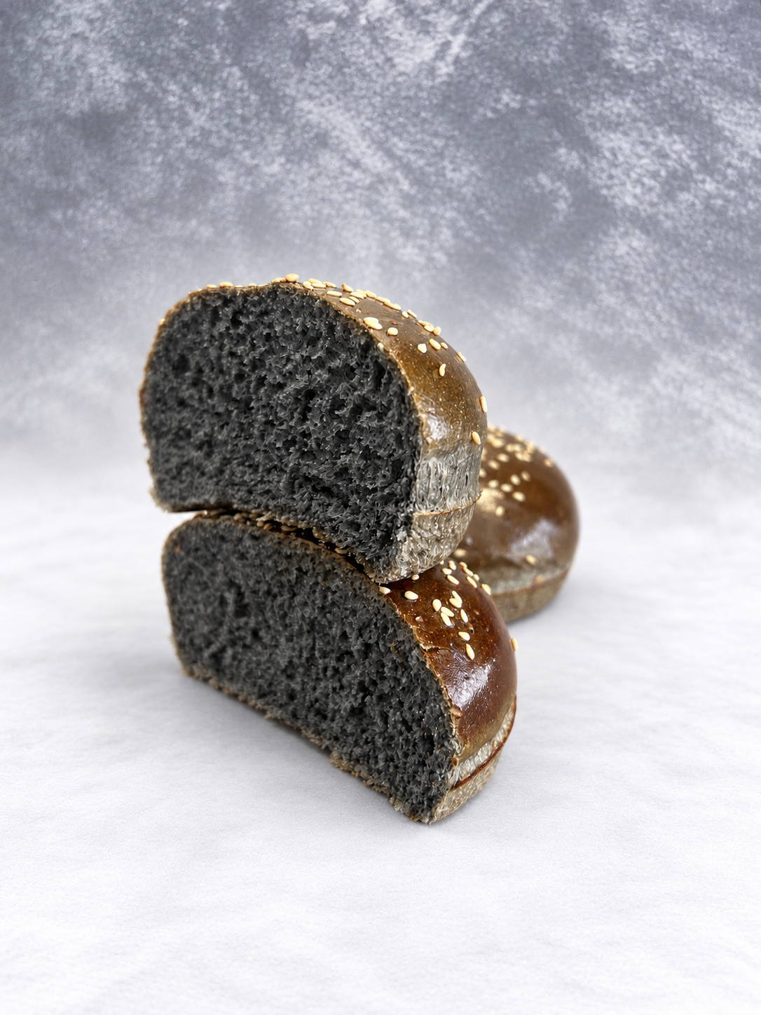 Black Burger Bun Sesamo 12 cm 100 gr. CT da 24 pz